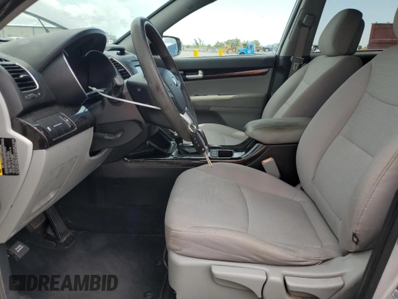 2015 Kia Sorento LX with VIN 5XYKT3A65FG555890, listed as a Copart auction lot 56026125 with 102,034 mi miles and Clean Title. Bid and sale history available at DreamBid. Image 7.