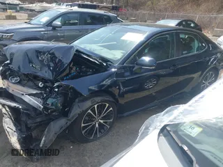 2020 Toyota Camry SE z VIN 4T1G11BKXLU002444, wystawiony jako IAAI lot #41948501 z przebiegiem 53 902 mil mil oraz . Historia ofert i sprzedaży dostępna na DreamBid. Obrazek 14.