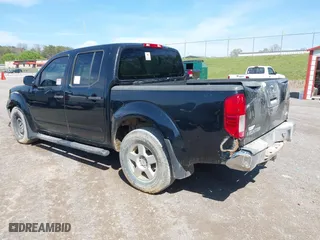 2011 Nissan Frontier PRO-4X with VIN 1N6AD0EV5BC444180, listed as a IAAI auction lot 41943975 with 73,435 mi miles. Bid and sale history available at carsss.com. Image 3.