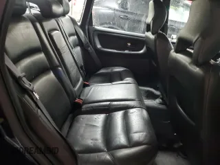 1998 Volvo S70 z VIN YV1LS5577W1497166, wystawiony jako Copart lot #87835355 z przebiegiem 153 613 mil mil oraz Szkody całkowita. Historia ofert i sprzedaży dostępna na DreamBid. Obrazek 10.