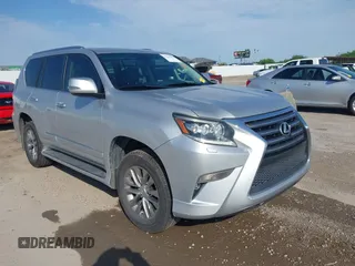 2015 Lexus GX 460 z VIN JTJBM7FX1F5103074, wystawiony jako IAAI lot #42119446 z przebiegiem 148 079 mil mil oraz . Historia ofert i sprzedaży dostępna na DreamBid. Obrazek 1.