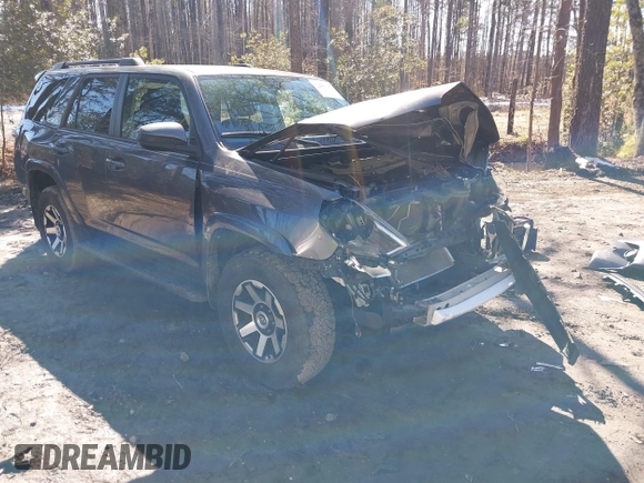 2019 Toyota 4Runner SR5 с VIN JTEBU5JR7K5661632, выставлен на аукционе IAAI как лот 41634341 с пробегом 65 485 миль миль и . История ставок и продаж доступна на DreamBid. Изображение 1.