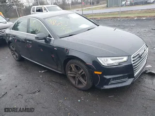 2018 Audi A4 Premium Plus with VIN WAUENAF46JA033276, listed as a IAAI auction lot 41117468 with 88,952 mi miles. Bid and sale history available at carsss.com. Image 1.