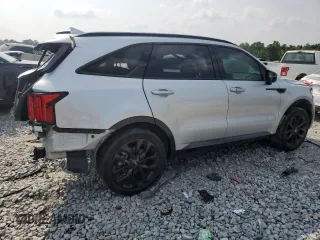 2022 Kia Sorento SX z VIN 5XYRK4LF4NG116621, wystawiony jako Copart lot #58550865 z przebiegiem 56 095 mil mil oraz Szkoda całkowita • Salvage title. Historia ofert i sprzedaży dostępna na DreamBid. Obrazek 3.
