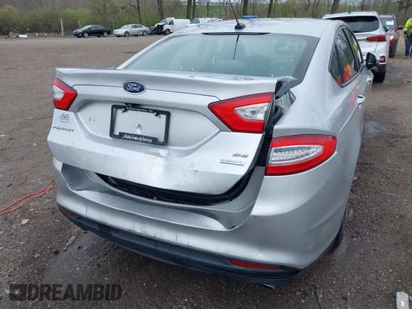 2016 Ford Fusion S z VIN 1FA6P0G72G5121270, wystawiony jako IAAI lot #41879078 z przebiegiem 174 331 mil mil oraz . Historia ofert i sprzedaży dostępna na DreamBid. Obrazek 6.