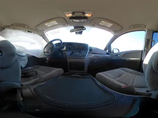 2018 Toyota Sienna LE Auto Access Seat with VIN 5TDKZ3DC5JS932357, listed as a IAAI auction lot 41332285 with 120,559 mi miles. Bid and sale history available at carsss.com. Image 18.