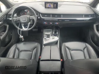 2019 Audi Q7 Premium with VIN WA1AAAF76KD009139, listed as a Copart auction lot 58584985 with 61,867 mi miles and Salvage title. Bid and sale history available at DreamBid. Image 8.