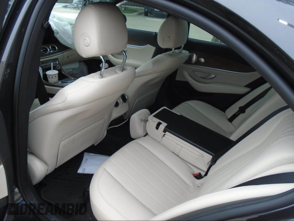 2022 Mercedes-Benz E 350 with VIN W1KZF8DB9NB097118, listed as a IAAI auction lot 42551140 with Not provided miles and . Bid and sale history available at DreamBid. Image 8.