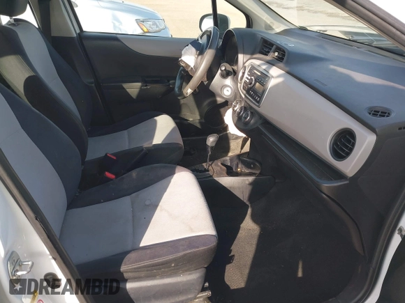 2013 Toyota Yaris L with VIN JTDKTUD35DD571249, listed as a IAAI auction lot 41589605 with Not Provided miles. Bid and sale history available at carsss.com. Image 5.