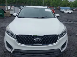 2018 Kia Sorento LX z VIN 5XYPGDA3XJG429121, wystawiony jako IAAI lot #42351051 z przebiegiem 108 106 mil mil oraz . Historia ofert i sprzedaży dostępna na DreamBid. Obrazek 12.
