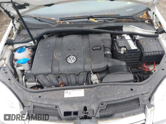 2010 Volkswagen Jetta SE with VIN 3VWRZ7AJ4AM109957, listed as a IAAI auction lot 42318933 with 102,532 mi miles and . Bid and sale history available at DreamBid. Image 10.