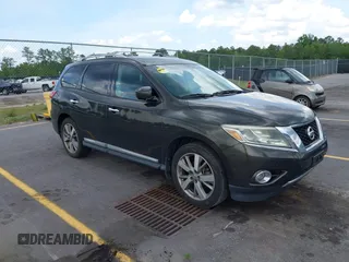 2016 Nissan Pathfinder Platinum with VIN 5N1AR2MM1GC601280, listed as a IAAI auction lot 42169483 with 179,332 mi miles. Bid and sale history available at carsss.com. Image 1.
