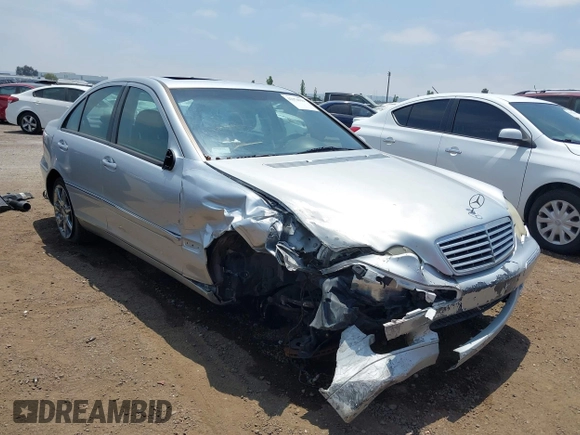 2003 Mercedes-Benz C 240 z VIN WDBRF61JX3E014283, wystawiony jako IAAI lot #42374919 z przebiegiem 181 694 mil mil oraz . Historia ofert i sprzedaży dostępna na DreamBid. Obrazek 6.