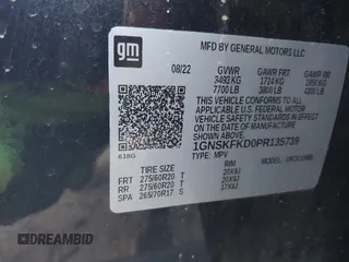 2023 Chevrolet Suburban Premier z VIN 1GNSKFKD0PR135739, wystawiony jako IAAI lot #41808983 z przebiegiem 64 683 mil mil oraz . Historia ofert i sprzedaży dostępna na DreamBid. Obrazek 9.