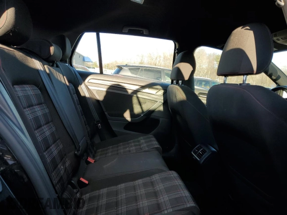 2015 Volkswagen Golf GTI SE with VIN 3VW5T7AU6FM008064, listed as a Copart auction lot 83295574 with 151,753 mi miles and Salvage Title. Bid and sale history available at carsss.com. Image 10.