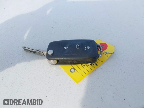 2011 Volkswagen Jetta SE с VIN 3VWDX7AJ1BM349792, выставлен на аукционе IAAI как лот 42081276 с пробегом 219 824 миль миль и . История ставок и продаж доступна на DreamBid. Изображение 11.