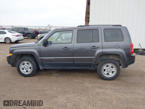 2014 Jeep Patriot Sport with VIN 1C4NJRBB2ED852114, listed as a IAAI auction lot 41521742 with 80,230 mi miles. Bid and sale history available at carsss.com. Image 14.