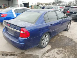 2007 Chevrolet Malibu LTZ with VIN 1G1ZU57N97F184901, listed as a IAAI auction lot 41422610 with 191,465 mi miles. Bid and sale history available at carsss.com. Image 4.