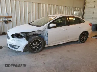 2016 Ford Focus SE with VIN 1FADP3F2XGL253039, listed as a Copart auction lot 45590535 with 104,933 mi miles and Salvage Title. Bid and sale history available at carsss.com. Image 1.