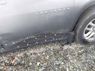 2020 Chevrolet Traverse LS z VIN 1GNERFKW3LJ310374, wystawiony jako IAAI lot #41320911 z przebiegiem 35 551 mil mil oraz . Historia ofert i sprzedaży dostępna na DreamBid. Obrazek 18.