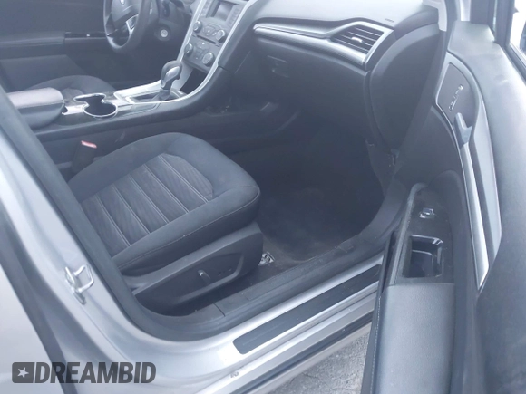 2016 Ford Fusion SE with VIN 3FA6P0H79GR233771, listed as a IAAI auction lot 41895781 with 143,915 mi miles. Bid and sale history available at carsss.com. Image 5.