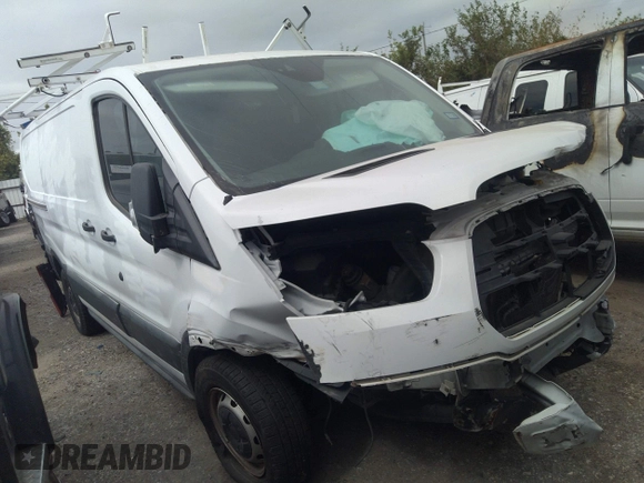 2016 Ford Transit Cargo z VIN 1FTYR1YM0GKB55345, wystawiony jako IAAI lot #40200213 z przebiegiem 121 480 mil mil oraz . Historia ofert i sprzedaży dostępna na DreamBid. Obrazek 1.