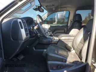 2015 GMC Sierra 3500HD Denali z VIN 1GT424E89FF605139, wystawiony jako Copart lot #76071644 z przebiegiem 106 318 mil mil oraz Szkoda całkowita • Salvage title. Historia ofert i sprzedaży dostępna na DreamBid. Obrazek 7.