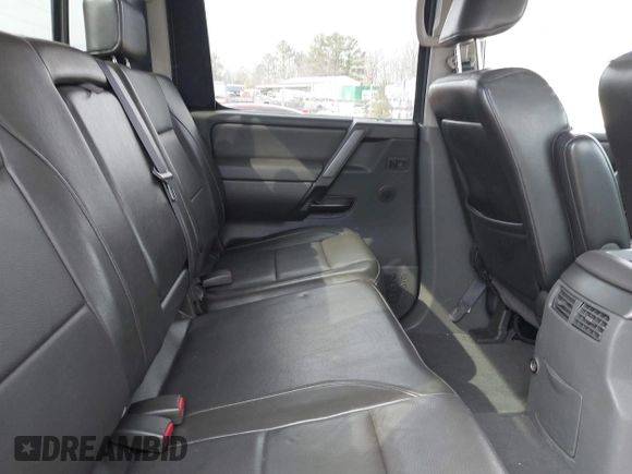 2007 Nissan Titan LE with VIN 1N6BA07B47N238148, listed as a IAAI auction lot 41683144 with 149,655 mi miles. Bid and sale history available at carsss.com. Image 8.