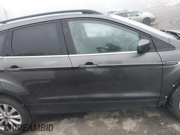 2019 Ford Escape SEL with VIN 1FMCU9HD1KUA21248, listed as a IAAI auction lot 41261302 with 46,555 mi miles. Bid and sale history available at carsss.com. Image 13.
