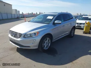 2015 Volvo XC60 T5 with VIN YV4612RK0F2721534, listed as a IAAI auction lot 41621524 with NaN miles. Bid and sale history available at carsss.com. Image 17.