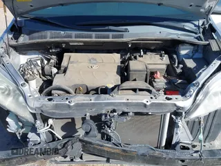 2011 Toyota Sienna XLE AAS with VIN 5TDYK3DC2BS153417, listed as a IAAI auction lot 41685324 with 158,195 mi miles. Bid and sale history available at carsss.com. Image 10.