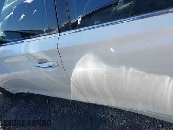 2017 Infiniti Q50 3.0t Premium with VIN JN1EV7APXHM742506, listed as a IAAI auction lot 41442763 with 73,348 mi miles. Bid and sale history available at carsss.com. Image 15.