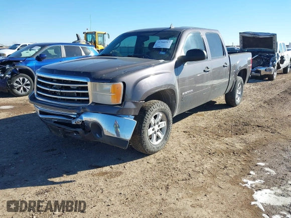 2010 GMC Sierra 1500 SLE z VIN 3GTRKVE37AG102958, wystawiony jako IAAI lot #41366917 z przebiegiem 212 094 mil mil oraz . Historia ofert i sprzedaży dostępna na DreamBid. Obrazek 18.