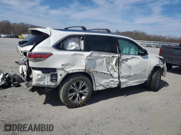 2015 Toyota Highlander XLE z VIN 5TDJKRFH4FS121555, wystawiony jako Copart lot #49957815 z przebiegiem 159 268 mil mil oraz Szkoda całkowita • Salvage title. Historia ofert i sprzedaży dostępna na DreamBid. Obrazek 3.