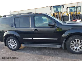 2012 Nissan Pathfinder LE with VIN 5N1AR1NN5CC607403, listed as a IAAI auction lot 41813677 with 217,854 mi miles. Bid and sale history available at carsss.com. Image 13.