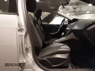 2012 Ford Focus SE с VIN 1FAHP3F26CL320876, выставлен на аукционе IAAI как лот 42280944 с пробегом 134 803 миль миль и . История ставок и продаж доступна на DreamBid. Изображение 5.