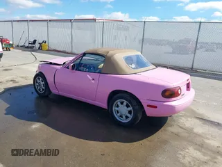 1993 Mazda MX-5 Miata with VIN JM1NA3519P1418681, listed as a IAAI auction lot 41741615 with 115,379 mi miles and . Bid and sale history available at DreamBid. Image 3.