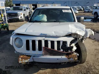 2011 Jeep Patriot Sport with VIN 1J4NT1GA5BD210004, listed as a Copart auction lot 82319954 with Not Provided miles and Salvage Title. Bid and sale history available at carsss.com. Image 5.