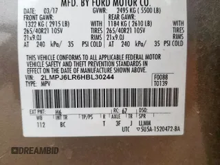 2017 Lincoln MKX Reserve z VIN 2LMPJ6LR6HBL30244, wystawiony jako Copart lot #56879745 z przebiegiem 98 771 mil mil oraz Czysty tytuł • Clean title. Historia ofert i sprzedaży dostępna na DreamBid. Obrazek 13.