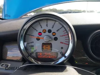 2008 MINI Hardtop S with VIN WMWMF73518TT86953, listed as a IAAI auction lot 42239292 with 107,513 mi miles and . Bid and sale history available at DreamBid. Image 7.