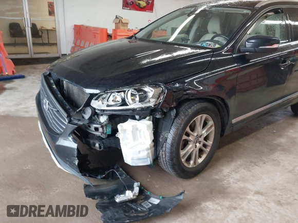 2015 Volvo XC60 T5 z VIN YV4612RK5F2632557, wystawiony jako IAAI lot #42257821 z przebiegiem 151 372 mil mil oraz . Historia ofert i sprzedaży dostępna na DreamBid. Obrazek 6.