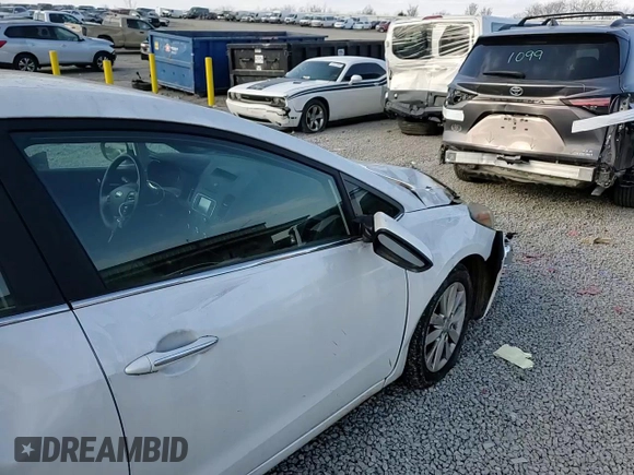 2014 Kia Forte EX with VIN KNAFX4A82E5104921, listed as a Copart auction lot 47372735 with 40,900 mi miles and Salvage Title. Bid and sale history available at carsss.com. Image 11.