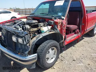 1989 Chevrolet C/K 1500 with VIN 1GCDC14K3KZ252768, listed as a IAAI auction lot 39352514 with 158,435 mi miles. Bid and sale history available at carsss.com. Image 6.