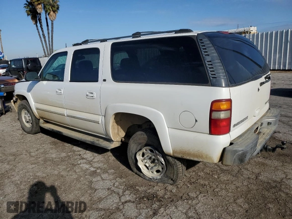 2003 Chevrolet Suburban LT with VIN 3GNGK26U93G267286, listed as a Copart auction lot 48900485 with 162,088 mi miles and Salvage Title. Bid and sale history available at carsss.com. Image 2.
