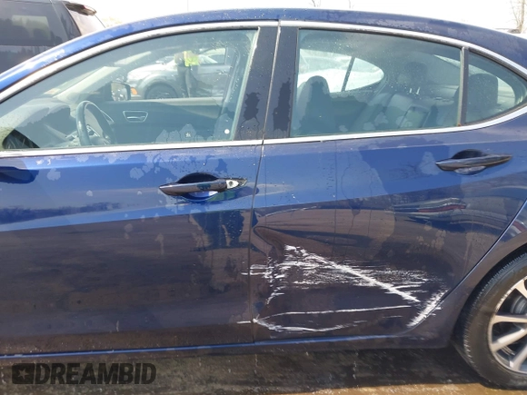2018 Acura TLX with VIN 19UUB2F30JA012414, listed as a IAAI auction lot 41906116 with 83,758 mi miles. Bid and sale history available at carsss.com. Image 13.