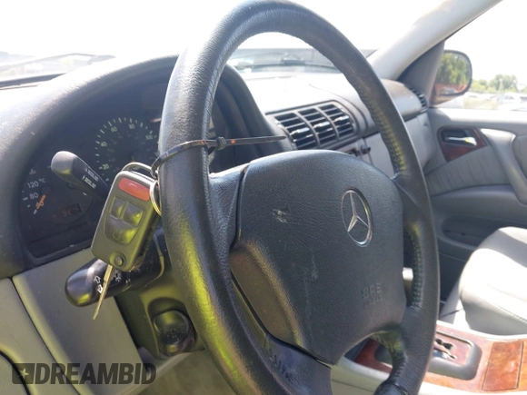 2001 Mercedes-Benz M 320/430/500 with VIN 4JGAB54E71A284509, listed as a IAAI auction lot 42637984 with 183,496 mi miles and . Bid and sale history available at DreamBid. Image 11.