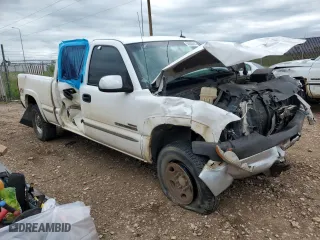 2002 GMC Sierra 2500HD SLE with VIN 1GTHK231X2F232960, listed as a Copart auction lot 56303914 with 0 mi miles and Clean Title. Bid and sale history available at carsss.com. Image 4.