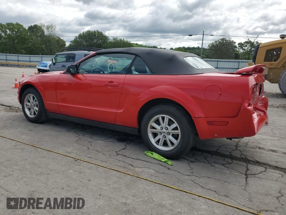 2006 Ford Mustang Standard z VIN 1ZVFT84N465105137, wystawiony jako Copart lot #57485245 z przebiegiem 84 618 mil mil oraz Szkoda całkowita • Salvage title. Historia ofert i sprzedaży dostępna na DreamBid. Obrazek 2.