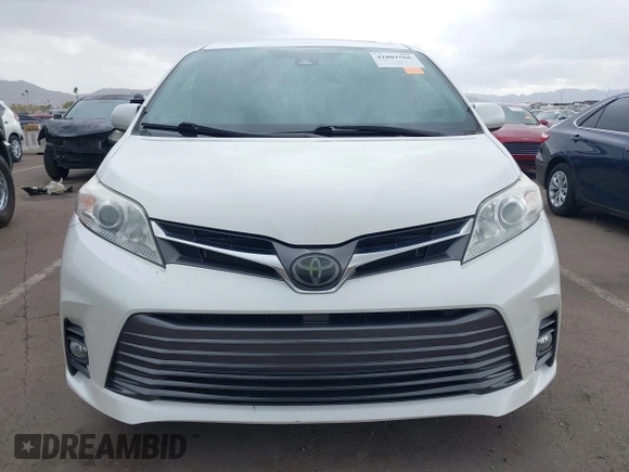 2020 Toyota Sienna XLE Auto Access Seat with VIN 5TDYZ3DC4LS080497, listed as a IAAI auction lot 41802566 with 74,049 mi miles. Bid and sale history available at carsss.com. Image 12.