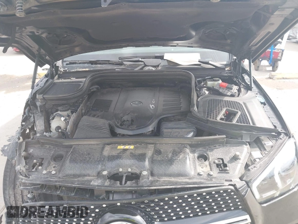 2021 Mercedes-Benz GLE 450 with VIN 4JGFB5KE6MA449902, listed as a IAAI auction lot 41933590 with 40,459 mi miles and . Bid and sale history available at DreamBid. Image 10.